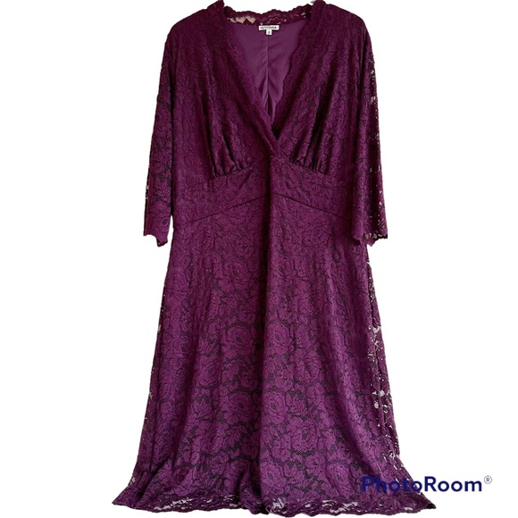 Kiyonna Plum Scalloped Lace Boudoir Dress Kiyonna Size 2 - 18/20 - Picture 2 of 12